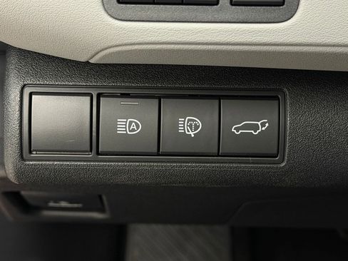 New 2026 Toyota C-HR AWD/4WD image 31