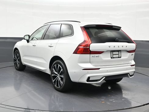 Used 2024 Volvo XC60 B5 Plus w/ Protection Package Premier AWD/4WD image 3