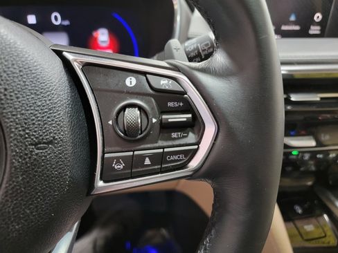 Used 2023 Acura MDX SH-AWD w/ Advance Package image 31