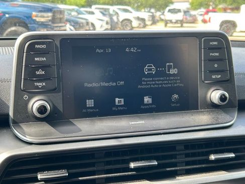 Used 2021 Kia Telluride LX image 31