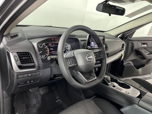 New 2026 Nissan Rogue SV w/ Cold Weather Package FWD image 20