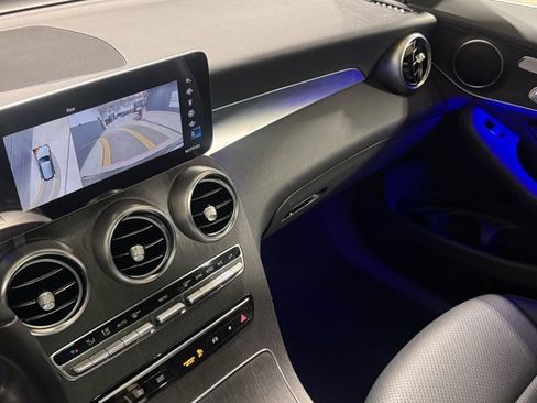 Used 2022 Mercedes-Benz GLC 300 4MATIC image 32