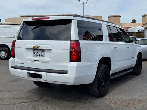Used 2019 Chevrolet Suburban LT image 14