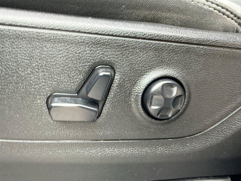 Used 2020 RAM 1500 Big Horn AWD/4WD image 22