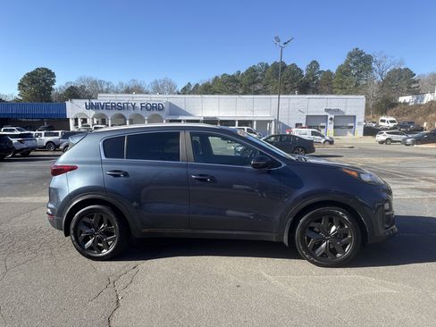 Used 2020 Kia Sportage S image 8