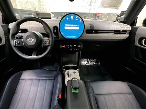 Used 2025 MINI Cooper S FWD image 18