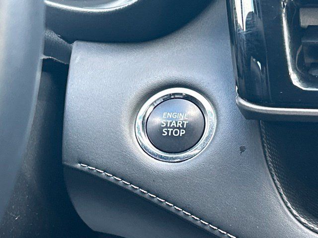 Used 2022 Toyota Highlander XLE AWD/4WD image 73