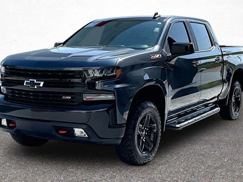 Used 2019 Chevrolet Silverado 1500 LT Trail Boss w/ Convenience Package image 4