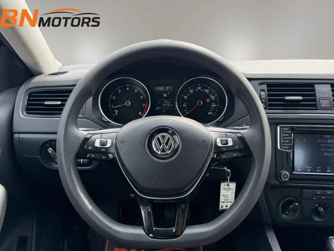 Used 2016 Volkswagen Jetta S FWD image 20
