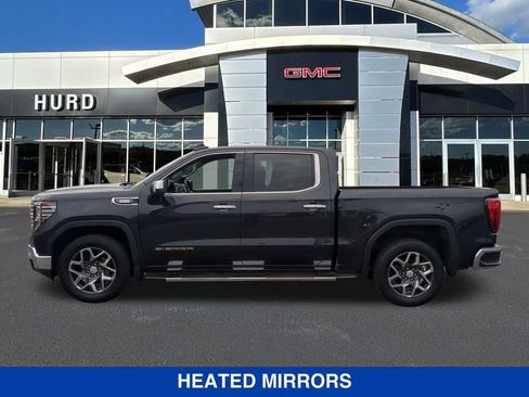 Used 2023 GMC Sierra 1500 SLT w/ SLT Premium Package AWD/4WD image 8