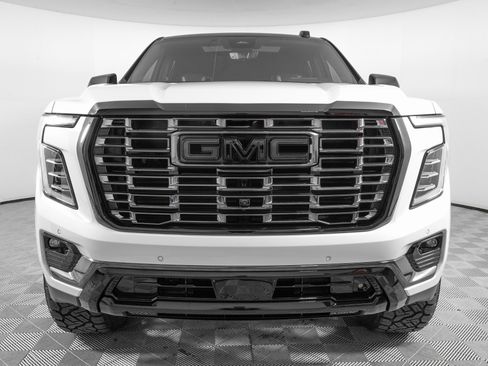 Used 2026 GMC Yukon Denali Ultimate w/ LPO, Floor Liner Package image 3