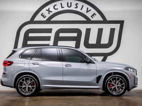 Used 2024 BMW X5 M60i AWD/4WD image 9