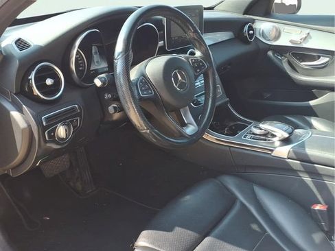 Used 2018 Mercedes-Benz C 300 4MATIC Sedan image 8