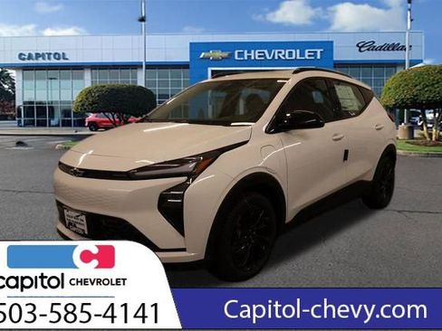 Used 2027 Chevrolet Bolt RS FWD image 6