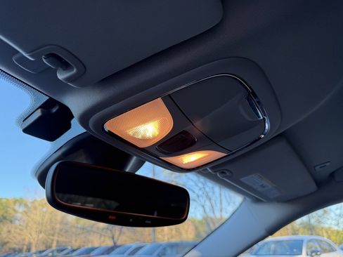 Used 2019 Jeep Cherokee Limited w/ Luxury Group image 29