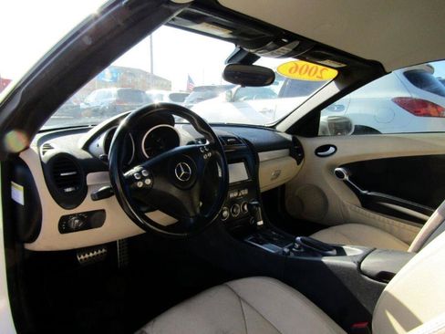 Used 2006 Mercedes-Benz SLK 350 image 11