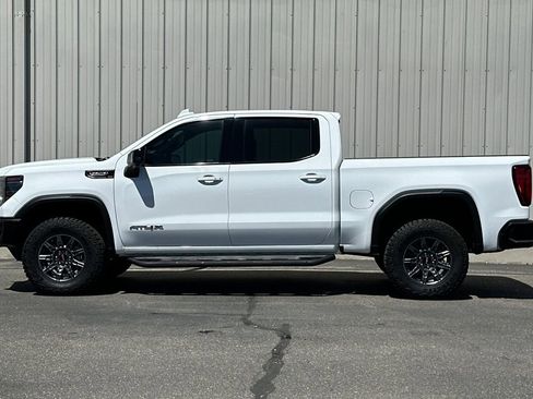 Used 2024 GMC Sierra 1500 AT4X image 7