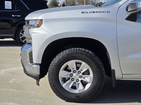 Used 2021 Chevrolet Silverado 1500 LT image 9