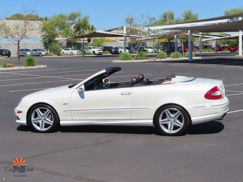 Used 2009 Mercedes-Benz CLK 350 Cabriolet image 8