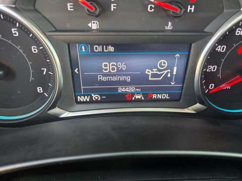Used 2023 Chevrolet Equinox LT FWD image 12