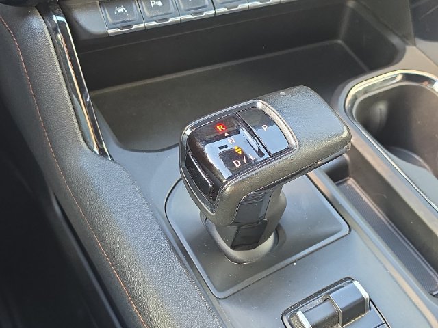Used 2024 GMC Sierra 1500 AT4 w/ Technology Package AWD/4WD image 17