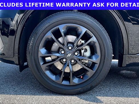 Used 2024 Dodge Durango SXT w/ SXT Blacktop Group AWD/4WD image 8