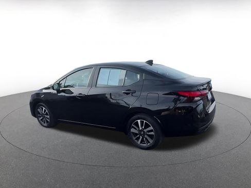 Used 2025 Nissan Versa SV image 10