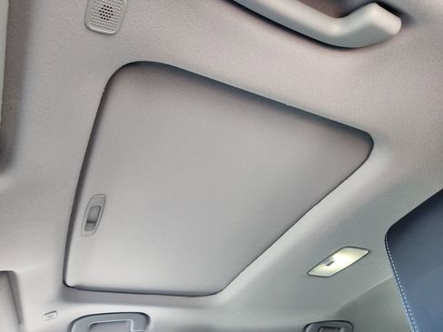 Used 2026 Toyota Corolla Cross XLE w/ Convenience Package image 32