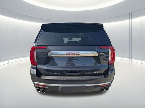 Used 2024 GMC Yukon Denali w/ LPO, Floor Liner Package AWD/4WD image 6