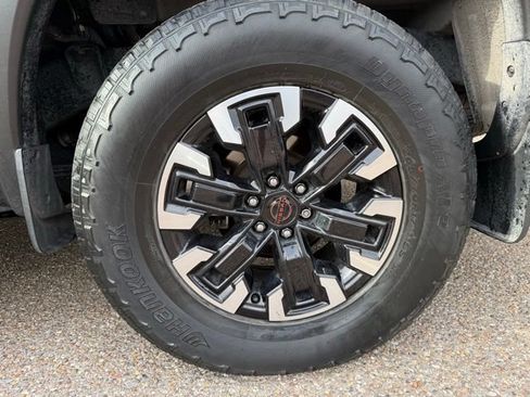 Used 2024 Nissan Frontier PRO-4X w/ Pro Convenience Package AWD/4WD image 26