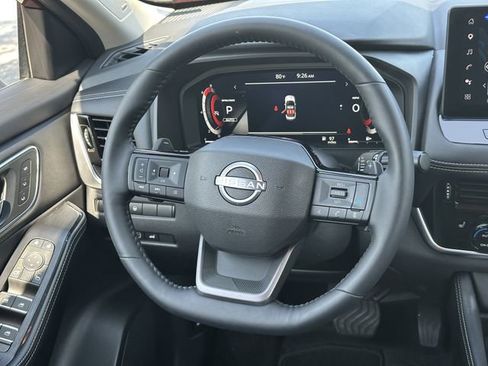 Certified 2025 Nissan Rogue Platinum AWD/4WD image 25