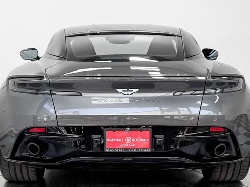 Used 2024 Aston Martin DB12 Coupe RWD image 8