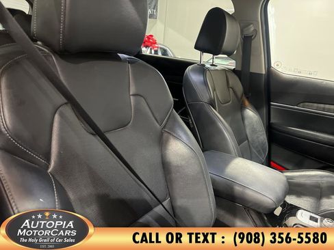 Used 2023 Kia Telluride EX image 15