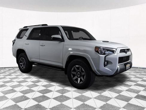 Used 2021 Toyota 4Runner TRD Off-Road AWD/4WD image 23