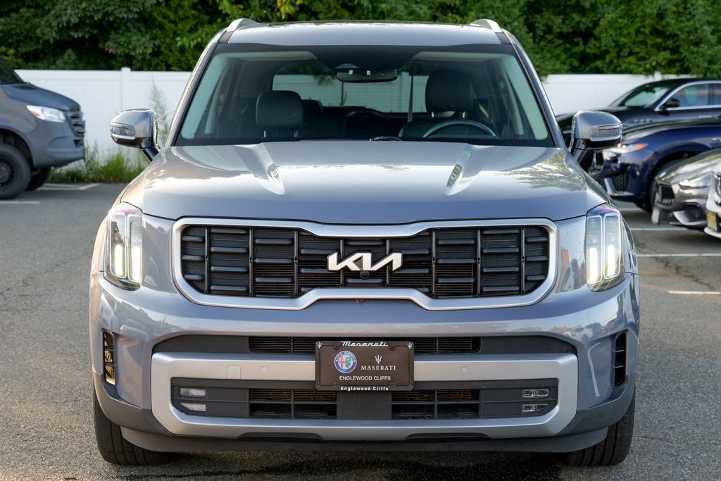 Used 2023 Kia Telluride SX AWD/4WD image 2