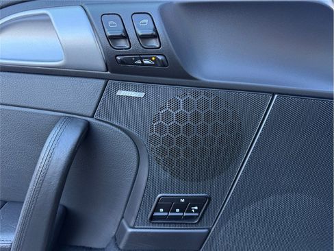 Used 2010 Porsche 911 Carrera 4S image 27