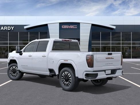 New 2026 GMC Sierra 2500 Denali Ultimate AWD/4WD image 3