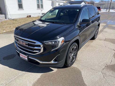 Used 2020 GMC Terrain SLT w/ Preferred Package AWD/4WD image 3