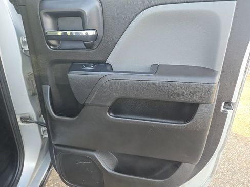 Used 2017 Chevrolet Silverado 1500 Custom w/ Custom Convenience Package image 24