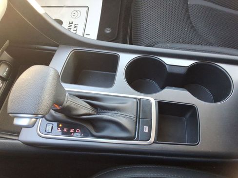 Used 2019 Kia Optima LX image 18