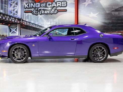 Used 2023 Dodge Challenger R/T Scat Pack w/ Plus Package RWD image 14