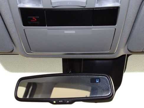 Used 2022 Toyota Tacoma SR5 w/ Technology Package image 28