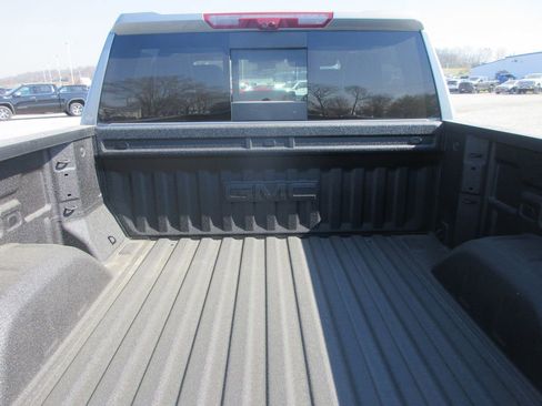 New 2026 GMC Sierra 1500 AT4X AWD/4WD image 6