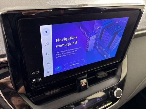 Used 2024 Toyota Corolla SE w/ SE Premium Package image 29