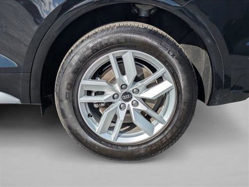 Used 2022 Audi Q5 2.0T Premium w/ Convenience Package image 30