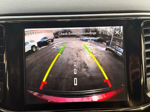 Used 2020 Jeep Grand Cherokee Laredo w/ Quick Order Package 2BN North image 30