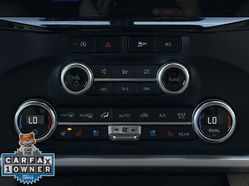 Used 2024 Ford Expedition Max Limited image 16