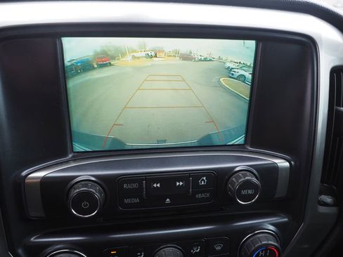 Used 2019 Chevrolet Silverado 2500 LT AWD/4WD image 25