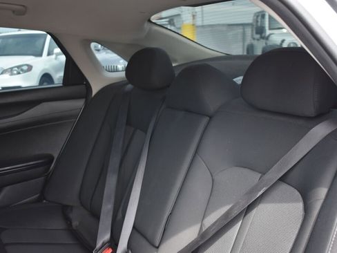 Used 2022 Kia K5 LXS image 26