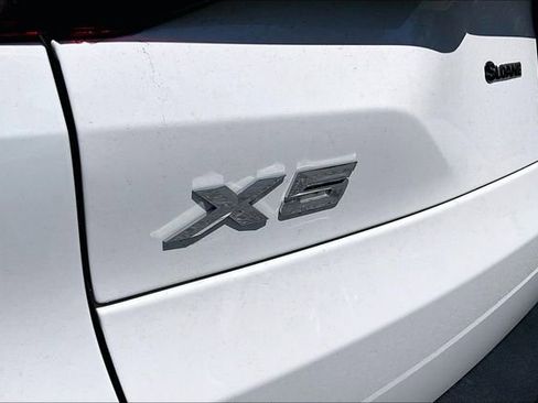Used 2022 BMW X5 xDrive40i w/ Parking Assistance Package AWD/4WD image 7